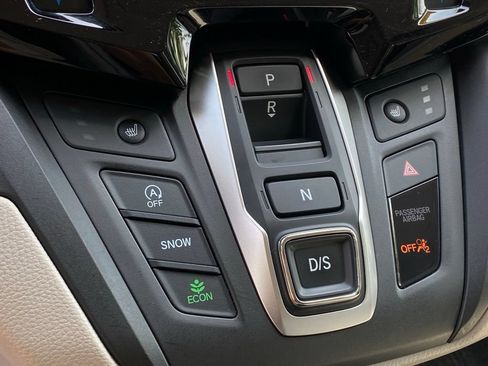 Used 2025 Honda Odyssey EX-L image 18
