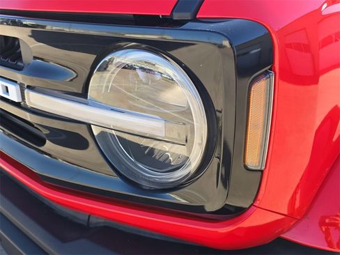 Used 2023 Ford Bronco Outer Banks image 28