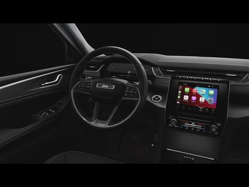 New 2025 Jeep Grand Cherokee L Laredo image 9