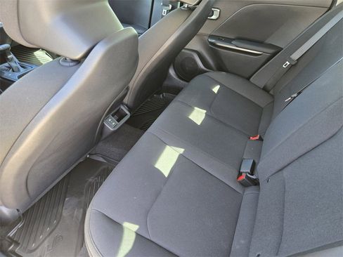 New 2026 Kia K4 LXS image 19