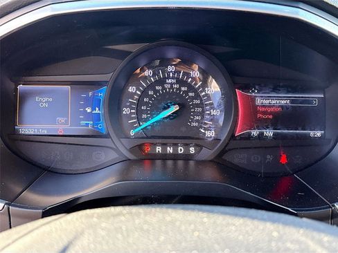 Used 2017 Ford Edge Titanium w/ Equipment Group 301A AWD/4WD image 13