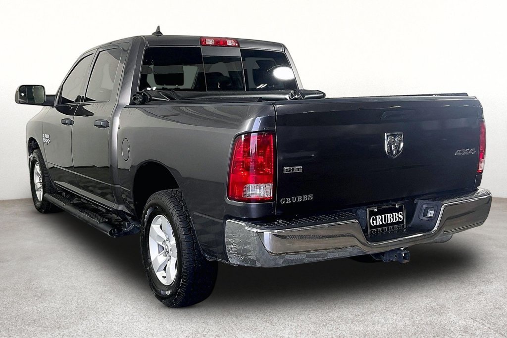Used 2022 RAM 1500 Classic SLT w/ Electronics Group AWD/4WD image 14