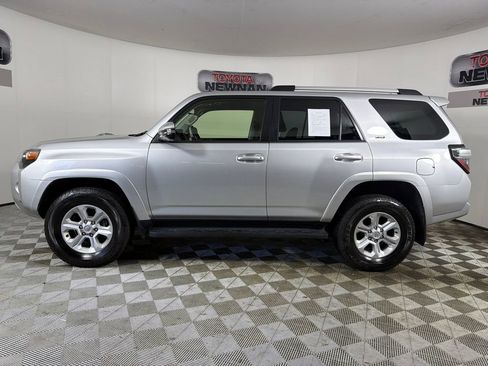 Used 2024 Toyota 4Runner SR5 Premium AWD/4WD image 7