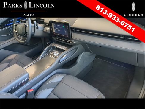 Certified 2025 Lincoln Nautilus Reserve w/ Jet Appearance Package image 11