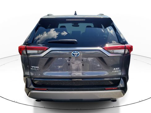 Used 2024 Toyota RAV4 XSE AWD/4WD image 6