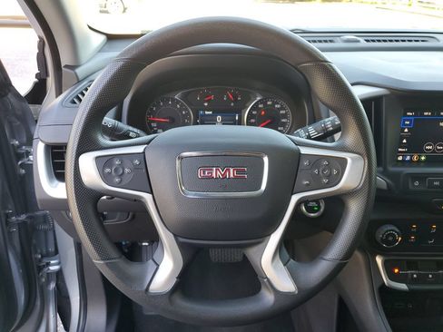 Used 2024 GMC Terrain SLE FWD image 21