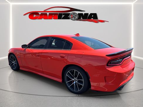 Used 2016 Dodge Charger R/T Scat Pack w/ Beats Audio Group RWD image 9