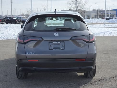 Used 2023 Honda HR-V LX image 16