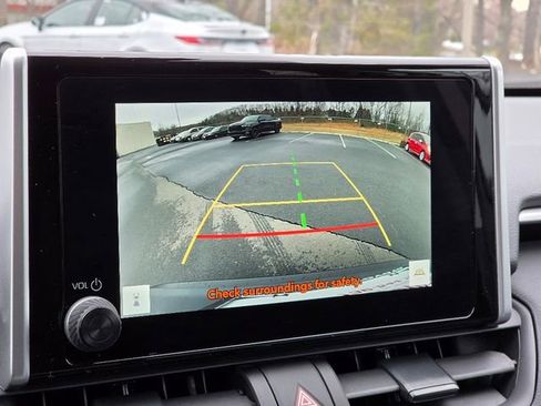 Used 2025 Toyota RAV4 XLE image 31