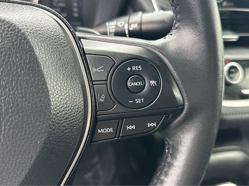 Used 2022 Toyota Corolla SE image 23