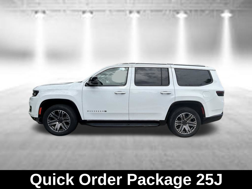 Used 2024 Jeep Wagoneer Series II w/ Flexible Seating Group RWD image 4