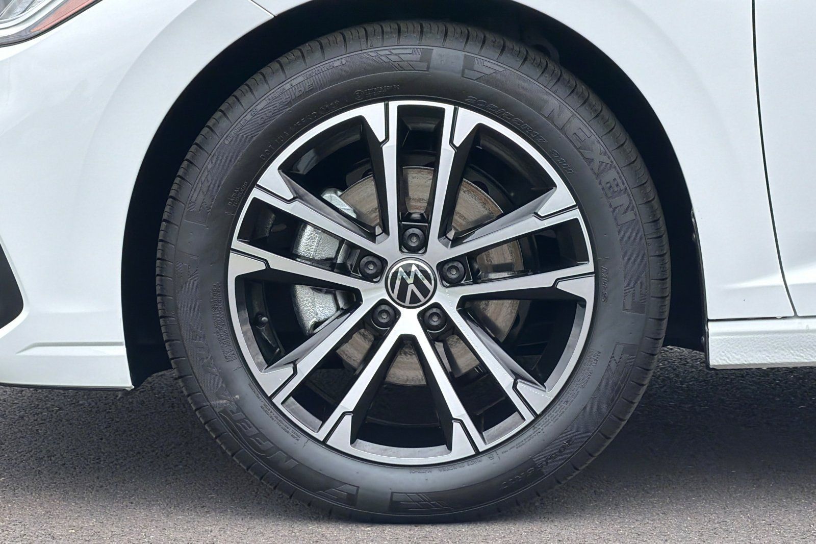 New 2026 Volkswagen Jetta Sport FWD image 22
