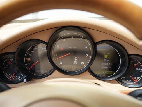 Used 2013 Porsche Panamera image 46