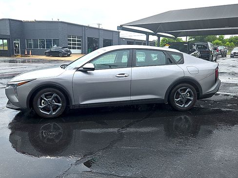 Used 2025 Kia K4 FWD image 4