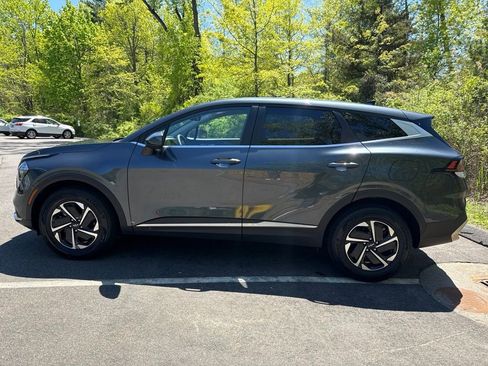 Used 2023 Kia Sportage LX AWD/4WD image 23