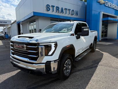 Used 2024 GMC Sierra 3500 SLE w/ SLE Convenience Package