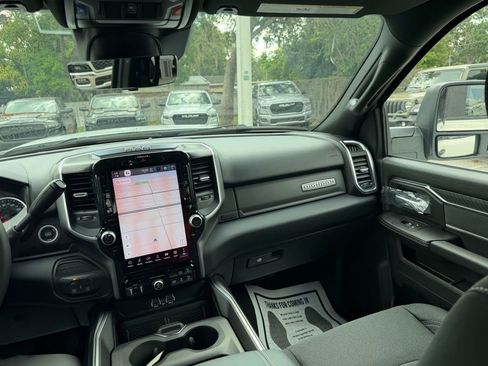 New 2026 RAM 3500 Big Horn AWD/4WD image 38