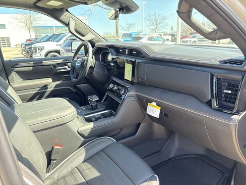 New 2026 GMC Sierra 1500 AT4X image 17