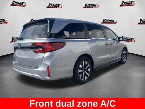 Used 2025 Honda Odyssey EX-L image 4