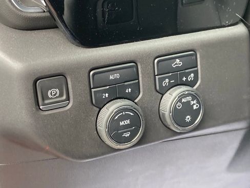 Used 2023 Chevrolet Silverado 1500 LT AWD/4WD image 13