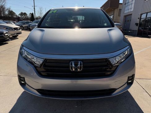 Used 2024 Honda Odyssey EX-L image 21