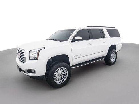 Used 2018 GMC Yukon XL SLT w/ Premium Edition AWD/4WD image 9