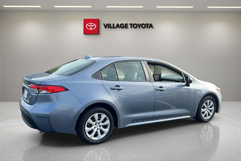 Certified 2024 Toyota Corolla LE FWD image 5