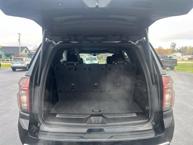 Used 2021 Chevrolet Tahoe Premier w/ Premium Package AWD/4WD image 17