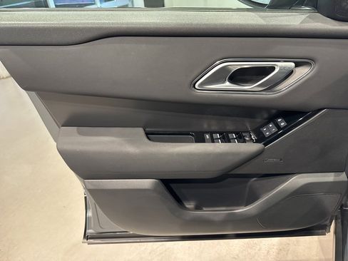 Used 2024 Land Rover Range Rover Velar Dynamic SE image 13