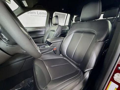 New 2025 Jeep Grand Cherokee Limited image 21