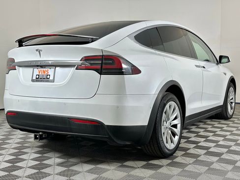 Used 2016 Tesla Model X 90D AWD/4WD image 6