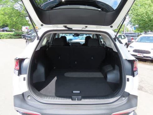 Used 2023 Kia Sportage LX AWD/4WD image 12