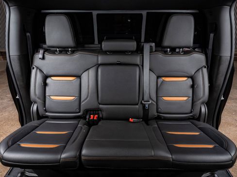 Used 2022 GMC Sierra 1500 AT4 w/ AT4 Premium Package image 31