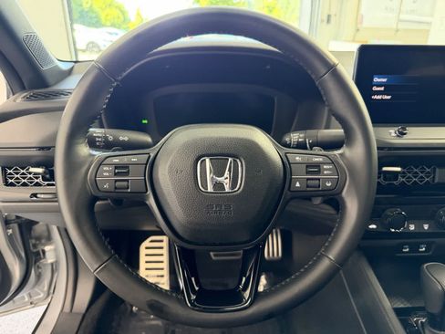 Used 2024 Honda Accord Sport image 14