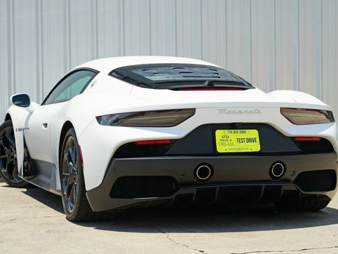 Used 2023 Maserati MC20 Coupe image 7