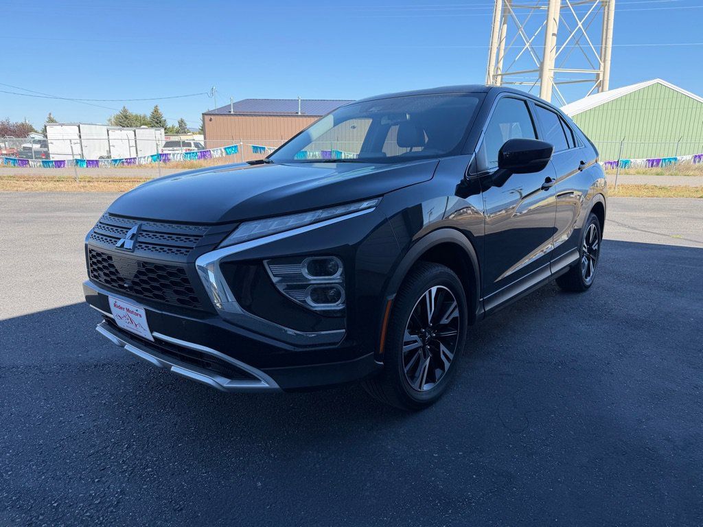 Used 2025 Mitsubishi Eclipse Cross SE AWD/4WD image 2