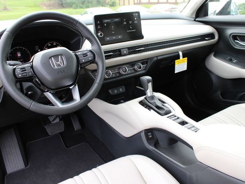 New 2026 Honda HR-V EX-L image 23