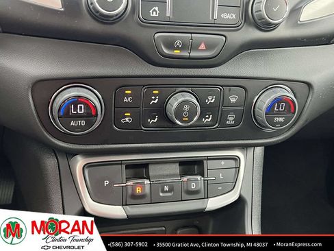Certified 2024 GMC Terrain SLE w/ Driver Convenience Package AWD/4WD image 23