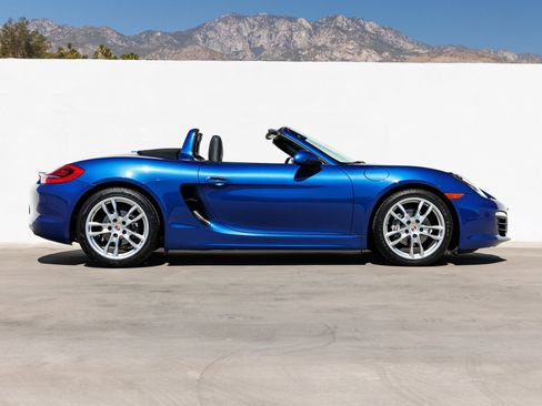 Used 2013 Porsche Boxster RWD image 8
