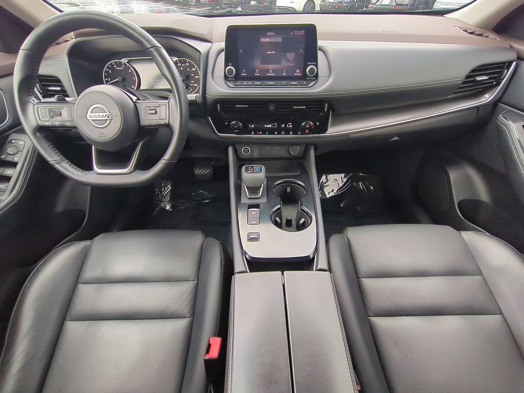 Used 2021 Nissan Rogue SV w/ Premium Package FWD image 13