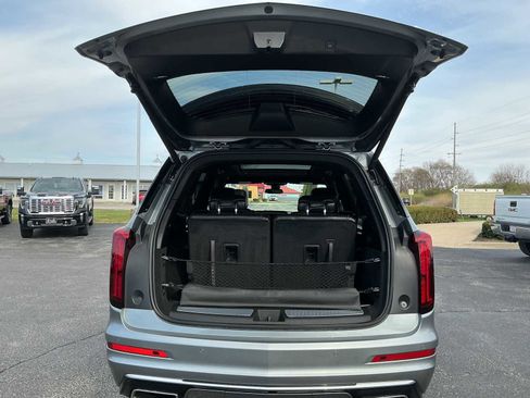 Used 2024 Cadillac XT6 Luxury w/ LPO, Floor Liner Package AWD/4WD image 32