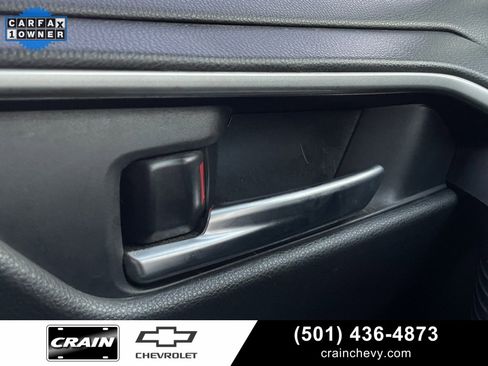 Used 2021 Toyota RAV4 XLE Premium image 13