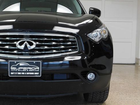 Used 2010 INFINITI FX35 AWD w/ Technology Pkg image 14