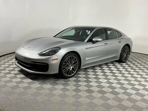 Used 2022 Porsche Panamera Platinum Edition image 1