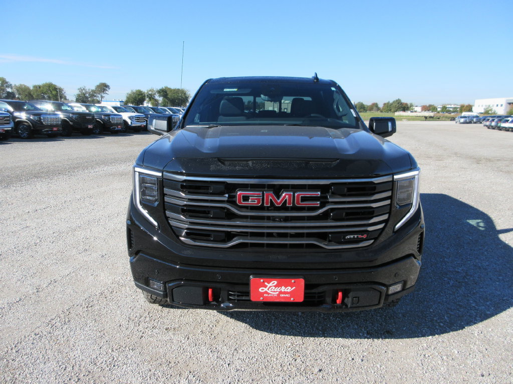 New 2026 GMC Sierra 1500 AT4 w/ AT4 Premium Package AWD/4WD image 11