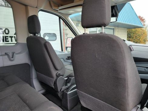 Used 2016 Ford Transit 150 XLT image 48