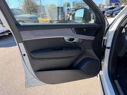 New 2026 Volvo XC90 B6 Ultra AWD/4WD image 18