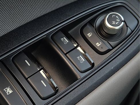 Certified 2023 Subaru Legacy Premium image 17