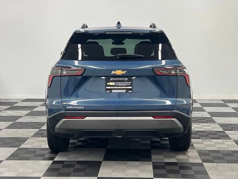 Used 2025 Chevrolet Equinox LT FWD image 6