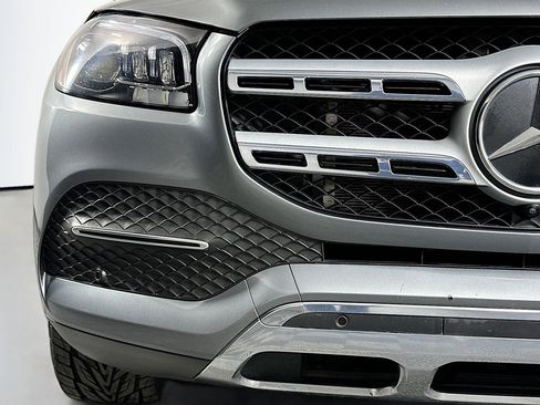 Used 2023 Mercedes-Benz GLS 450 4MATIC image 17
